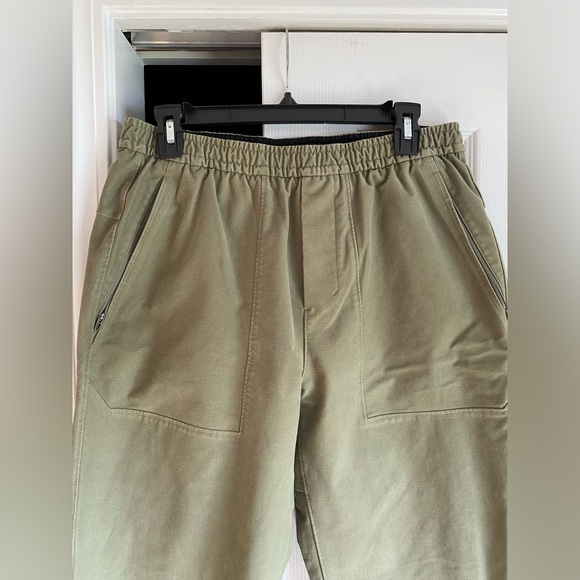 Lululemon Utilitech Classic-Fit Pull-On Pant Medium - Picture 3 of 7